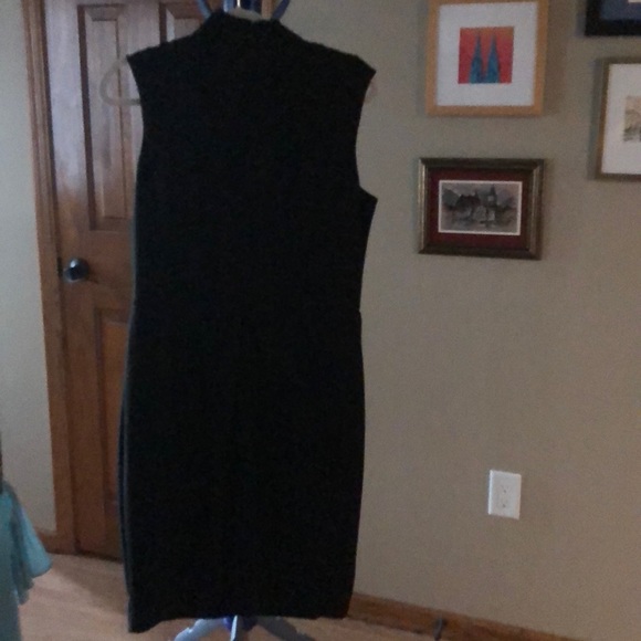 WHBM sleeveless black dress - Picture 2 of 2